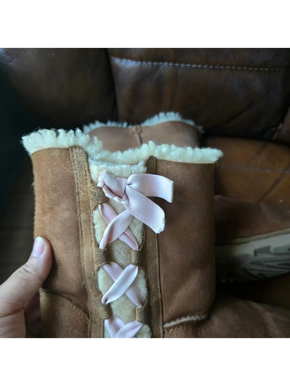 UGG pala chestnut